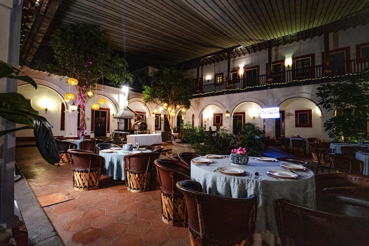 Best Western Plus Posada De Don Vasco Pátzcuaro Buitenkant foto Restaurant in the hotel